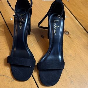 Lulu's Classic Black Suede Heels